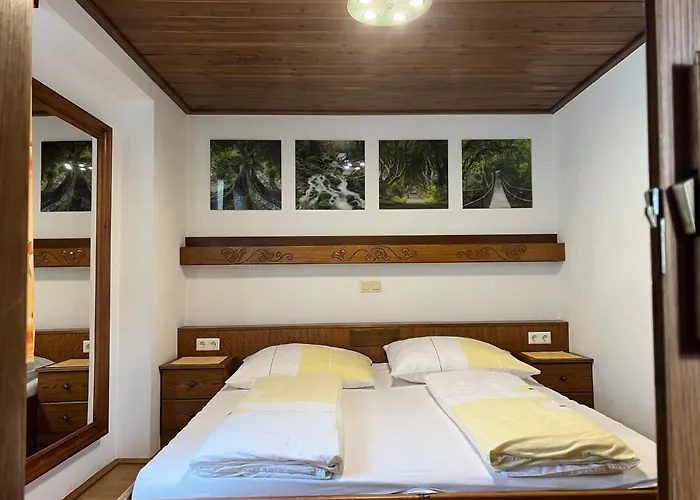 بيت ريفي Leitner *